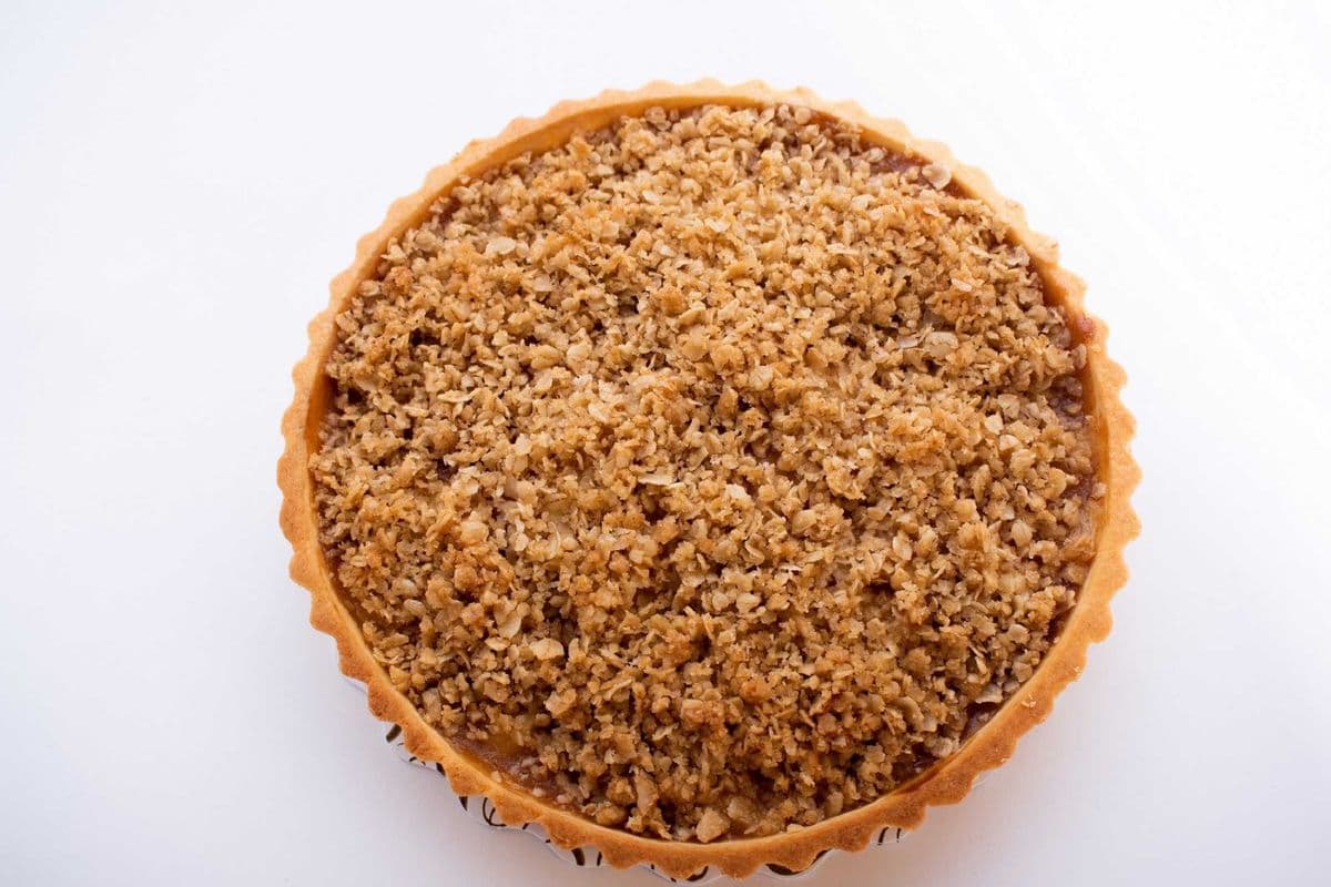 8" Round Gourmet Apple Crumble Flan (8" round)