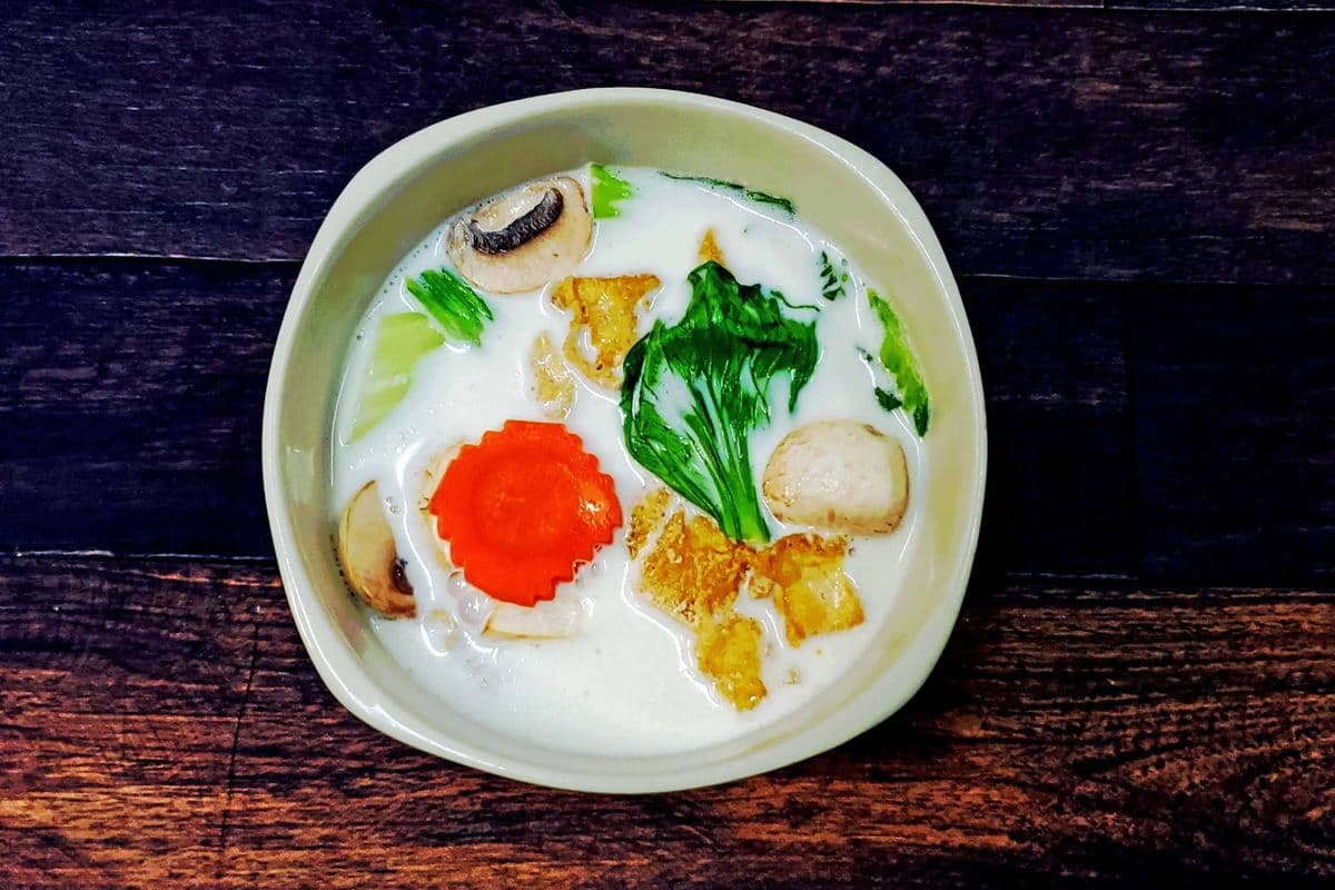 Tom Kha Soup (Coconut Soup)