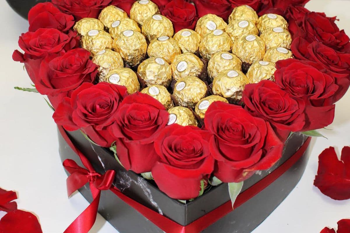 Luxury Gold and Red heart shape