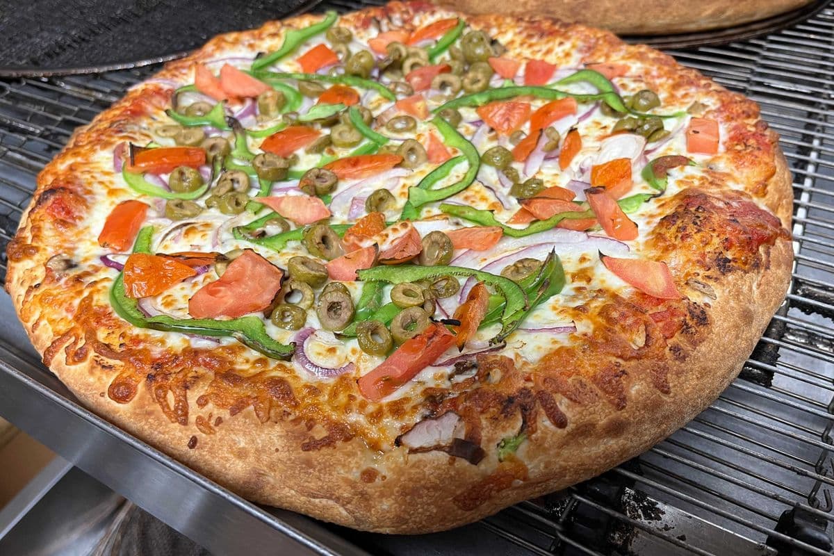 Pizza 16'' 2 Sous marins 10'' ou 3 pitas au poulet