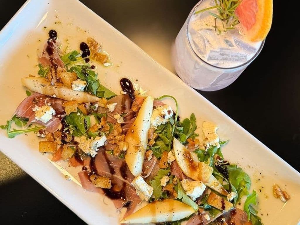 FEATURE: Prosciutto & Pear