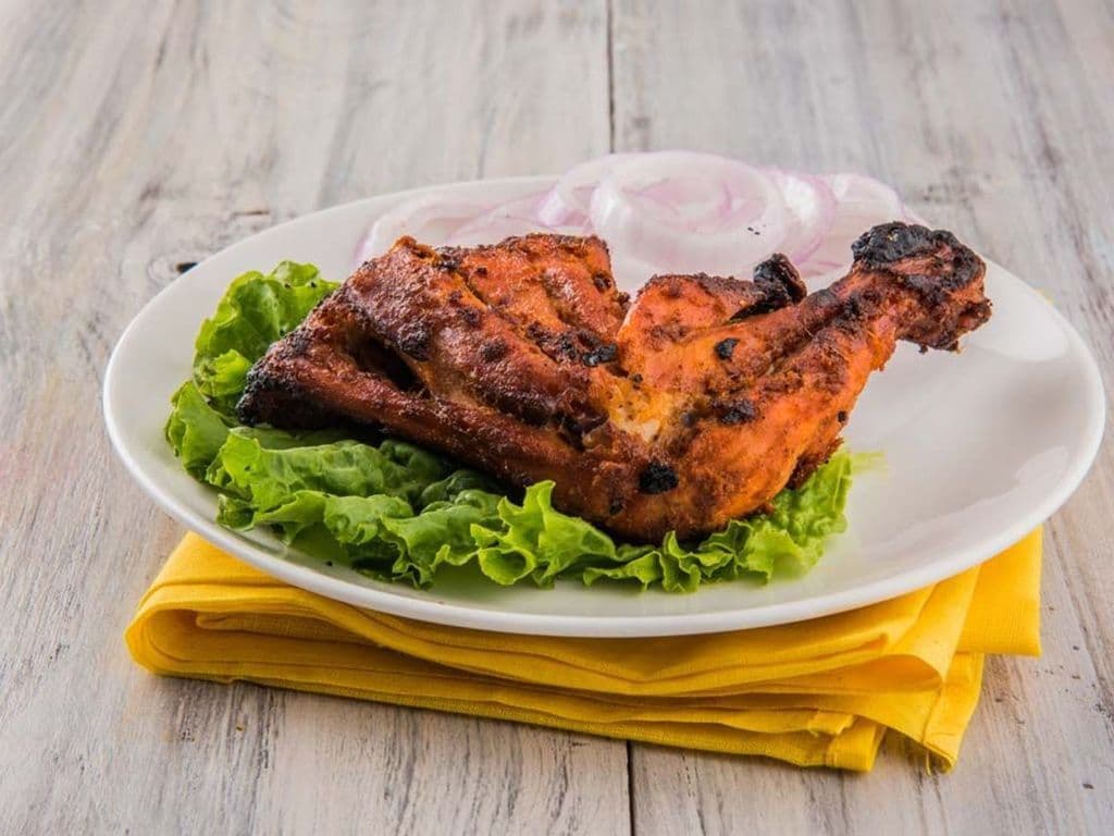Tandoori Chicken 4 Pcs (2 Drums & 2 Thigh)