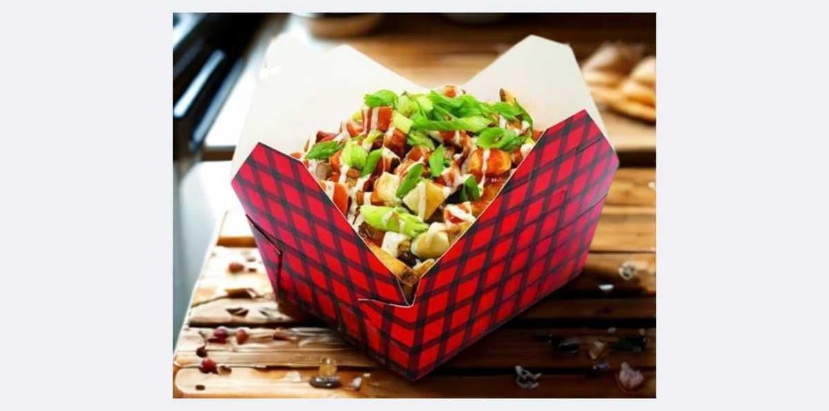 Buffalo Grilled Chicken Poutine