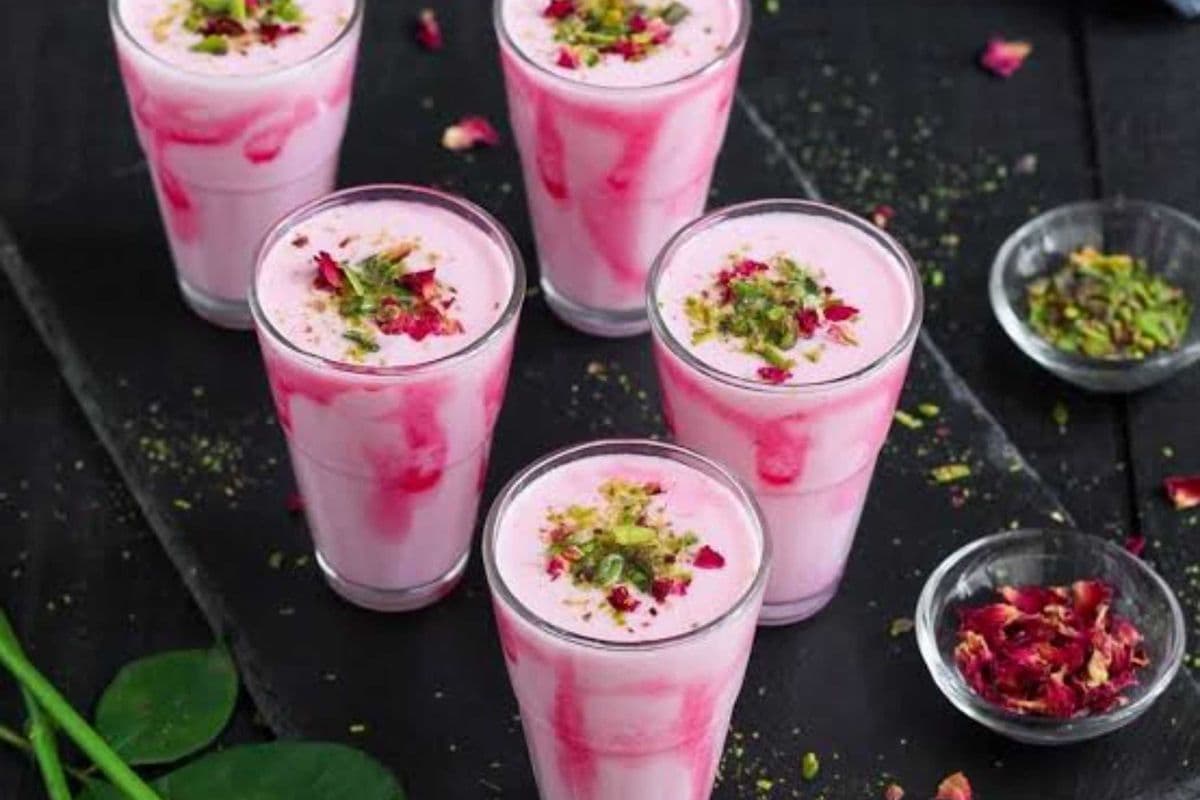 Rose lassi