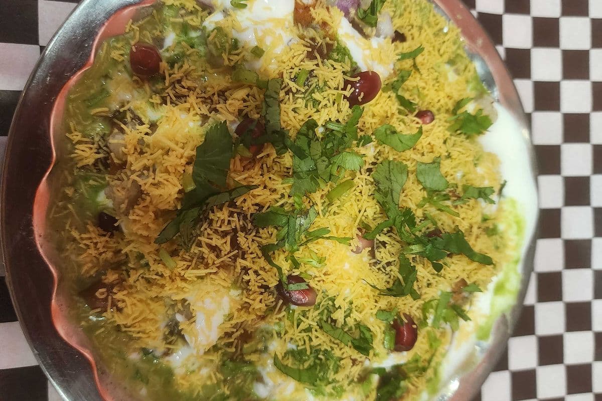 Paapdi Chaat (DIY) (SN Green Chutney) (No Onions)