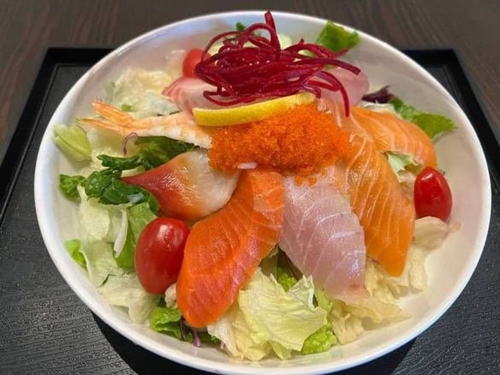Sashimi Salad