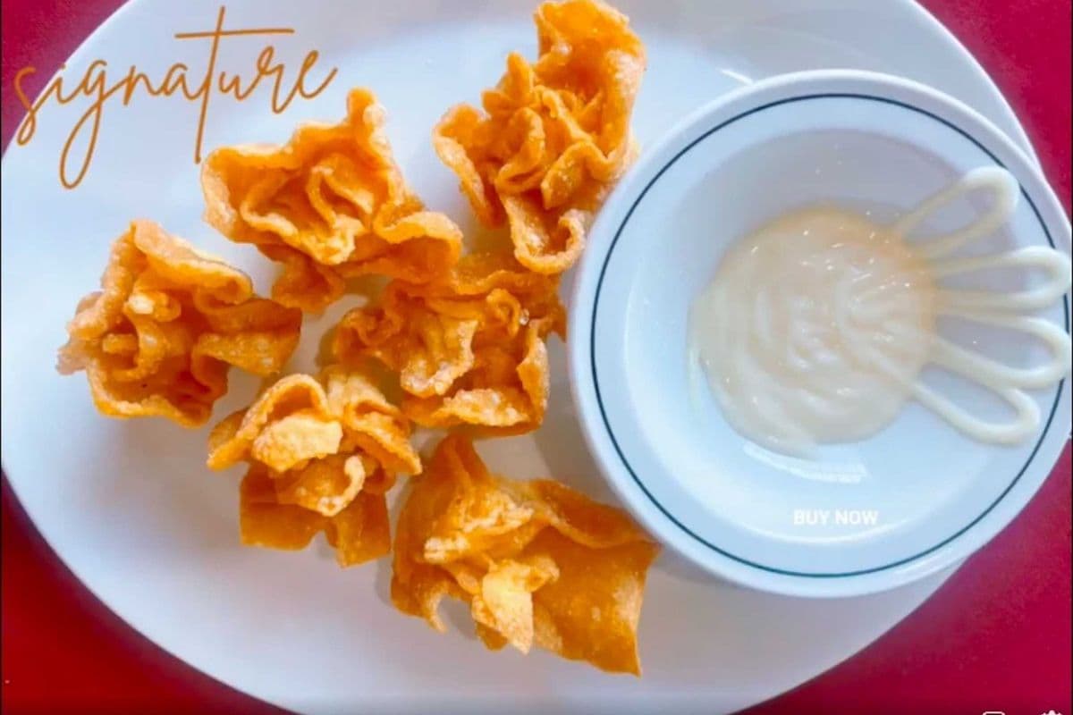 C2. Signature Deep-fried Shrimp Wonton - 6 Pieces