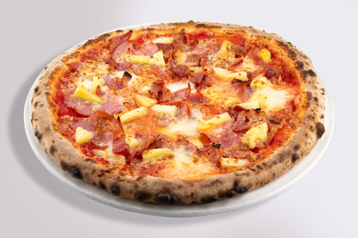 12" Regular Famoso Hawaiian Pizza