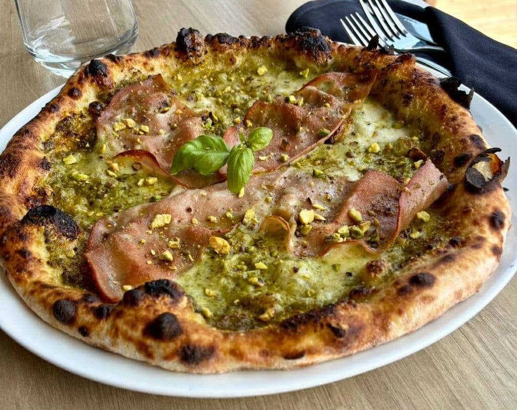 Pizza pesto/mortadelle