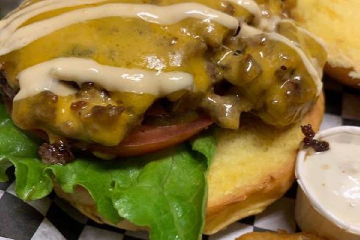Commander Burger