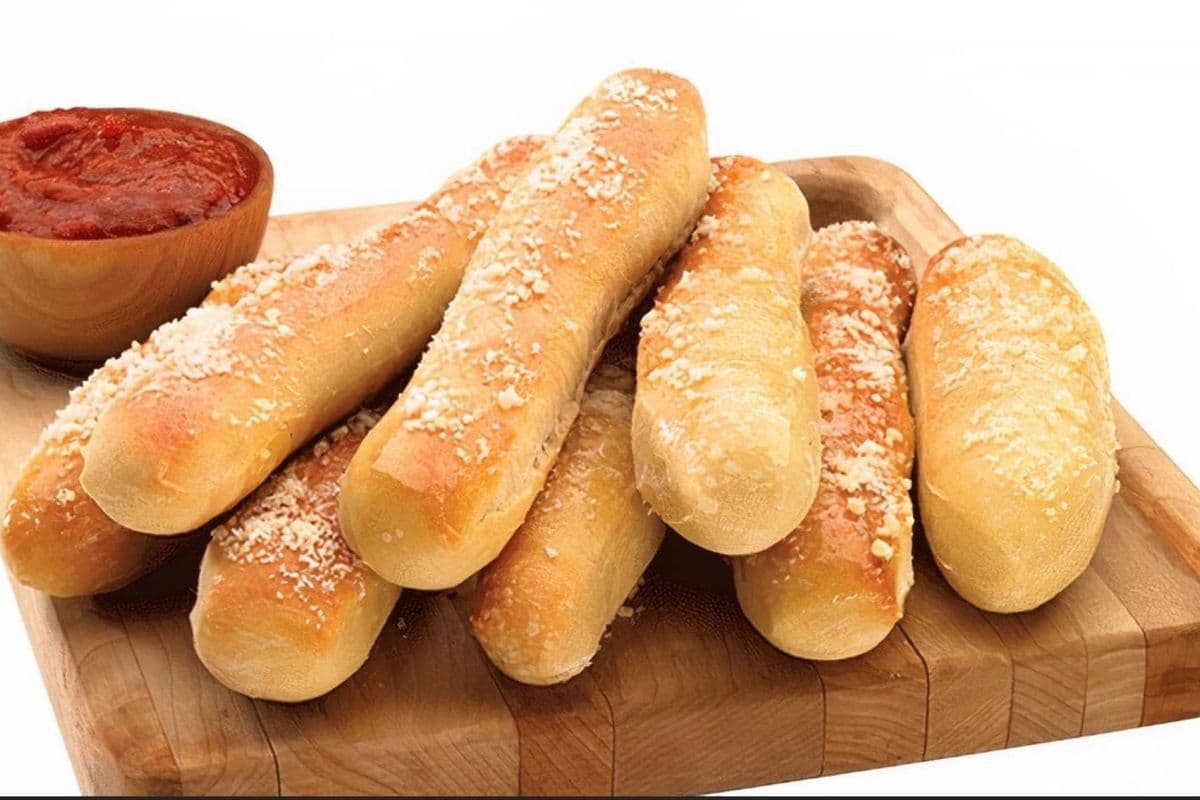 Garlic Sticks (380 Cal)