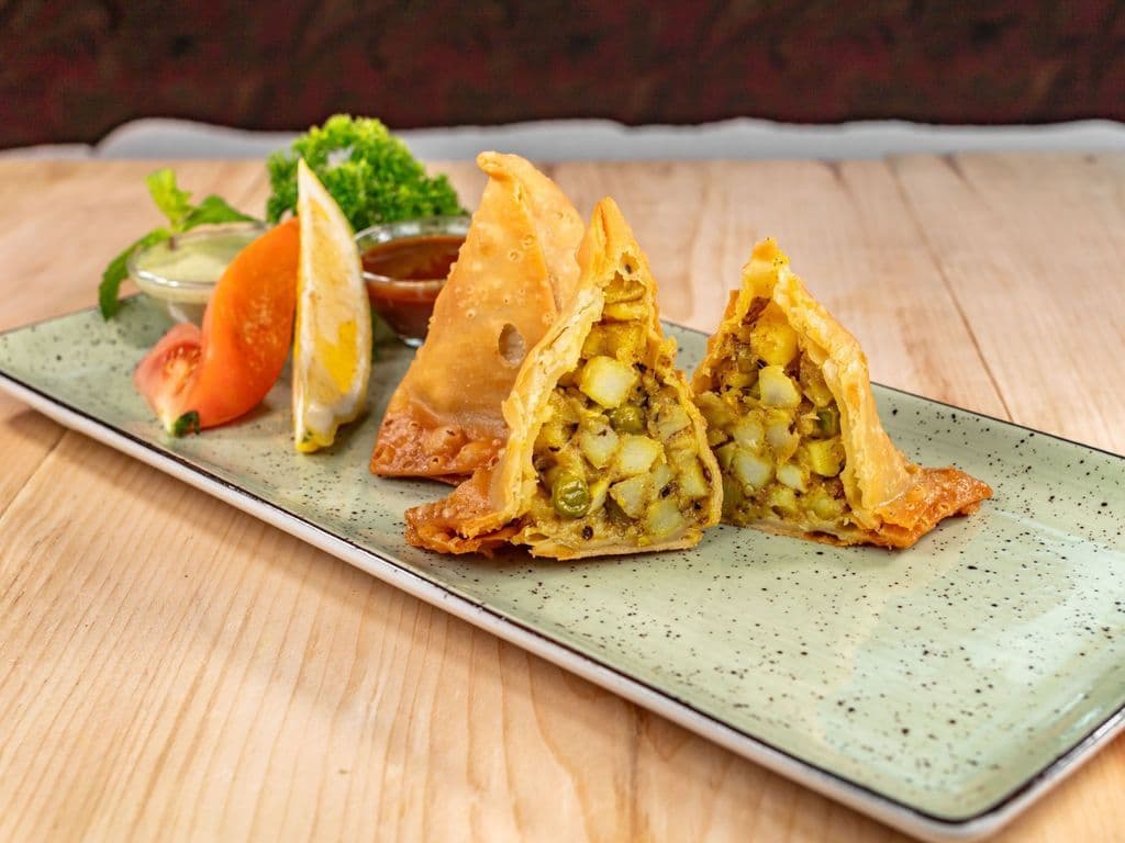 VEGGIE SAMOSA