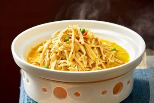 Crispy Bamboo Shoots in Chicken Sauce / 鸡汁原味脆笋