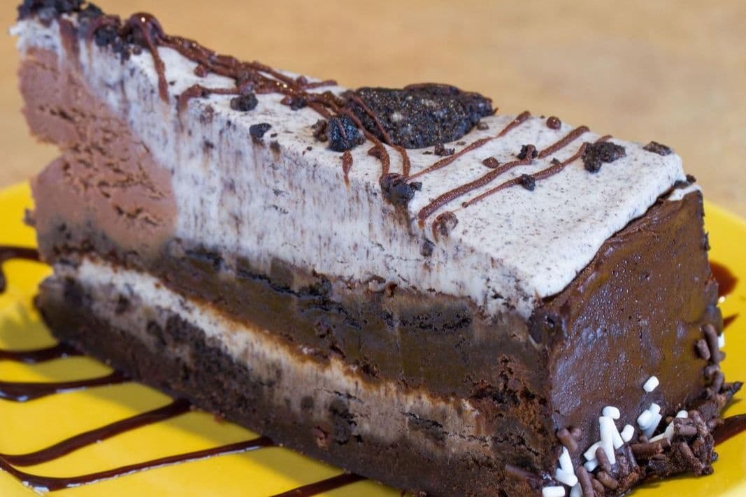 Cookies and Cream Cake