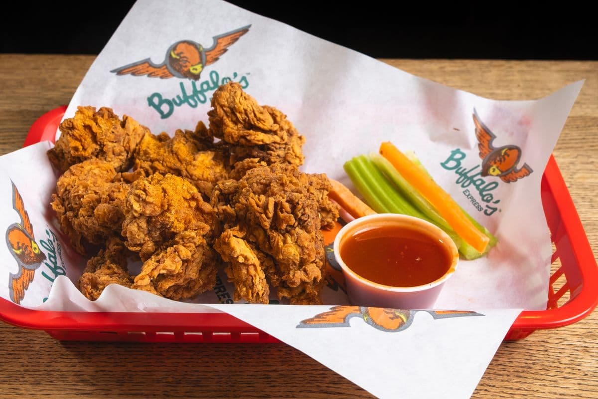 8 Spicy Boneless Wings