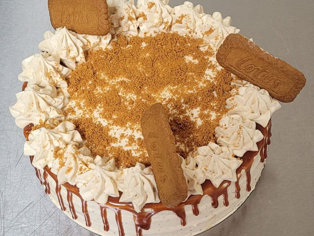 Lotus Biscoff Cake (Full Cake) 8 inch