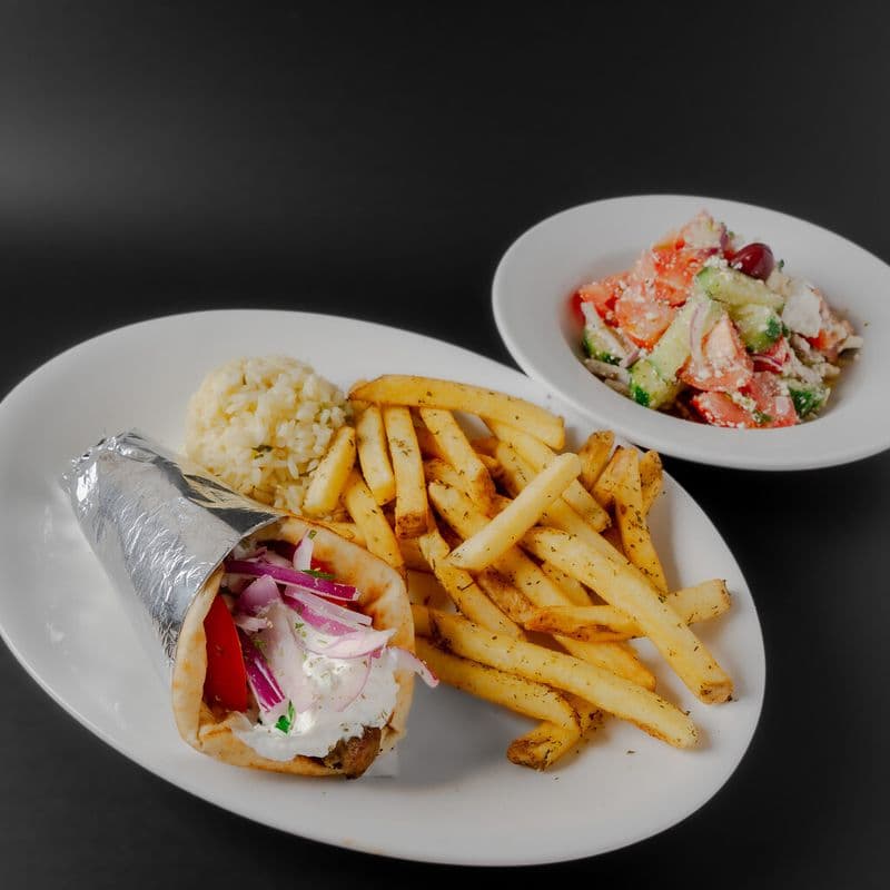 Pork Souvlaki Pita Plate / Plats Pita souvlaki au porc