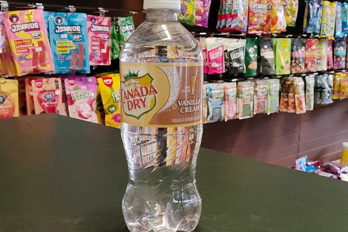 Canada Dry Vanilla Cream (591 ml) (591ml)