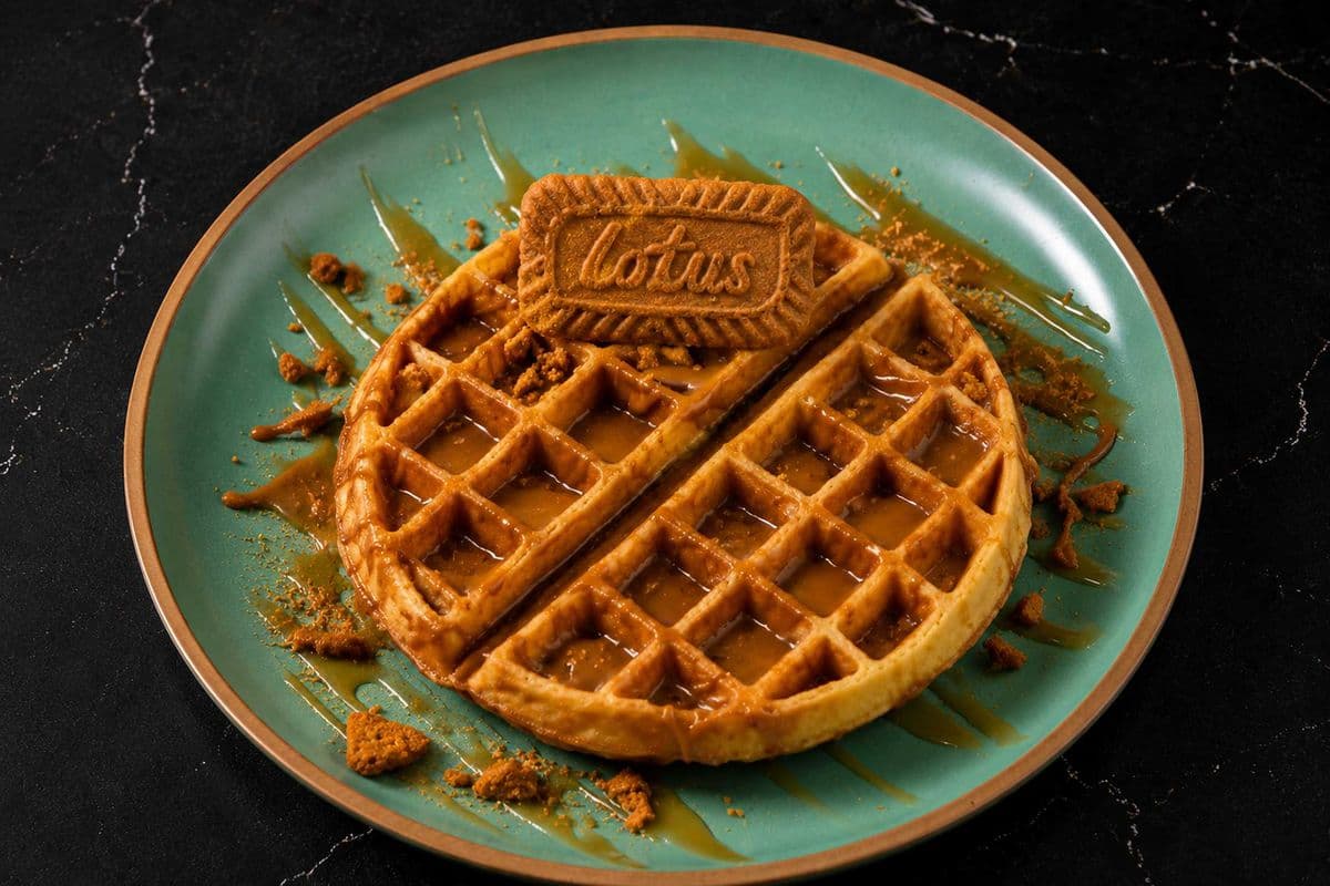 Waffle Caramel Lotus