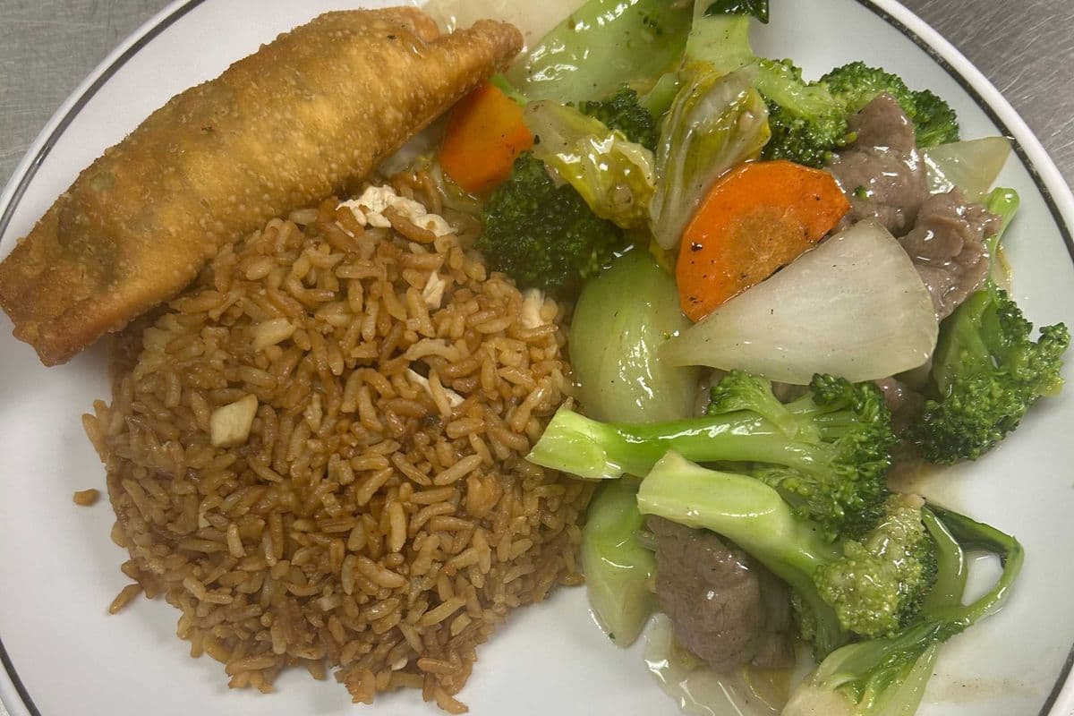 SP4 Beef with Broccoli