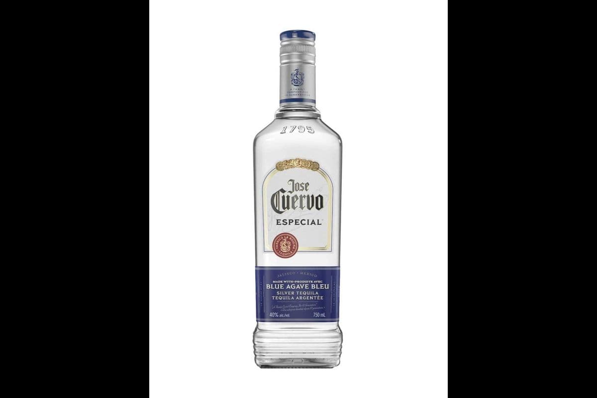 Jose Cuervo Especial Silver Tequila (1 x 750 ml)