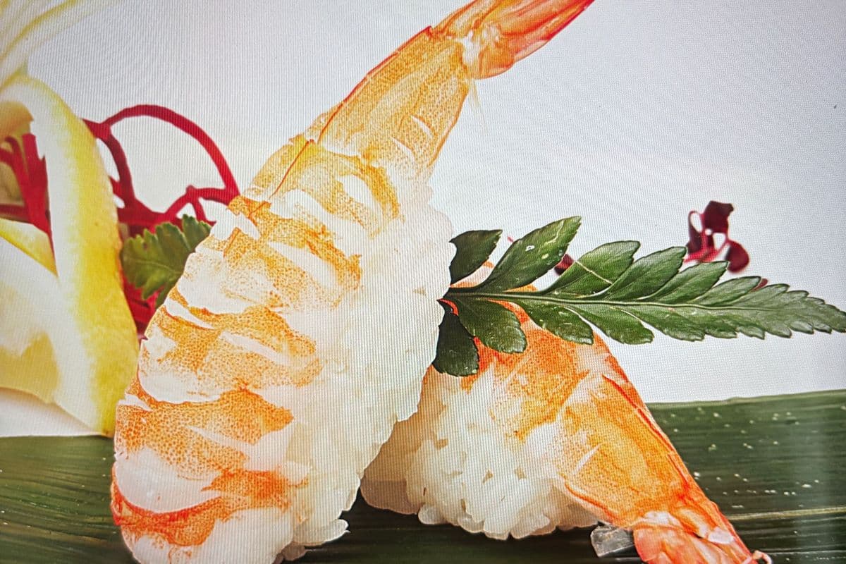 Shrimp Sushi (2 pcs)