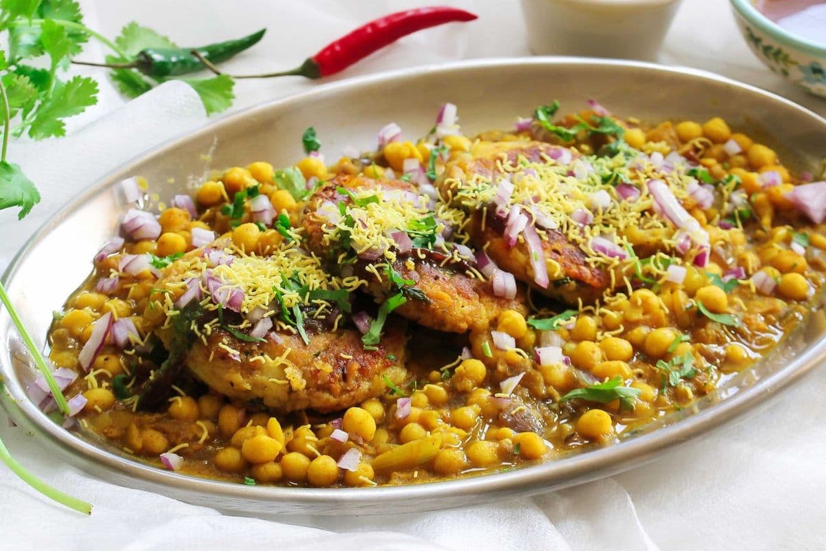 Aloo Tikki Chaat