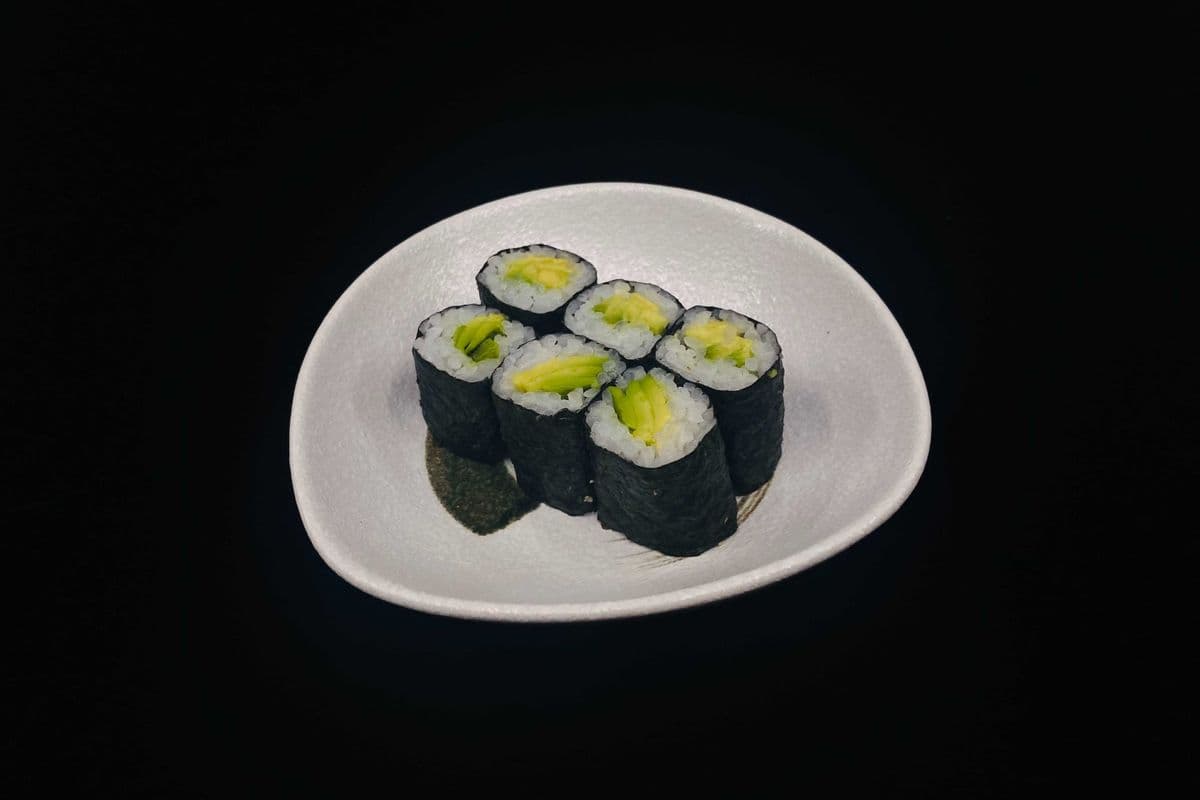 51. Avocado(Organic) Roll (6 pcs)