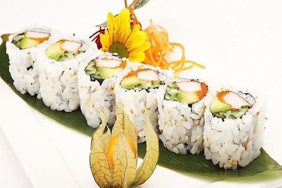California Maki (6 pcs)
