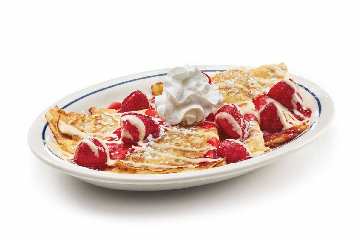 Strawberries and Cream Crepes (4 pcs)