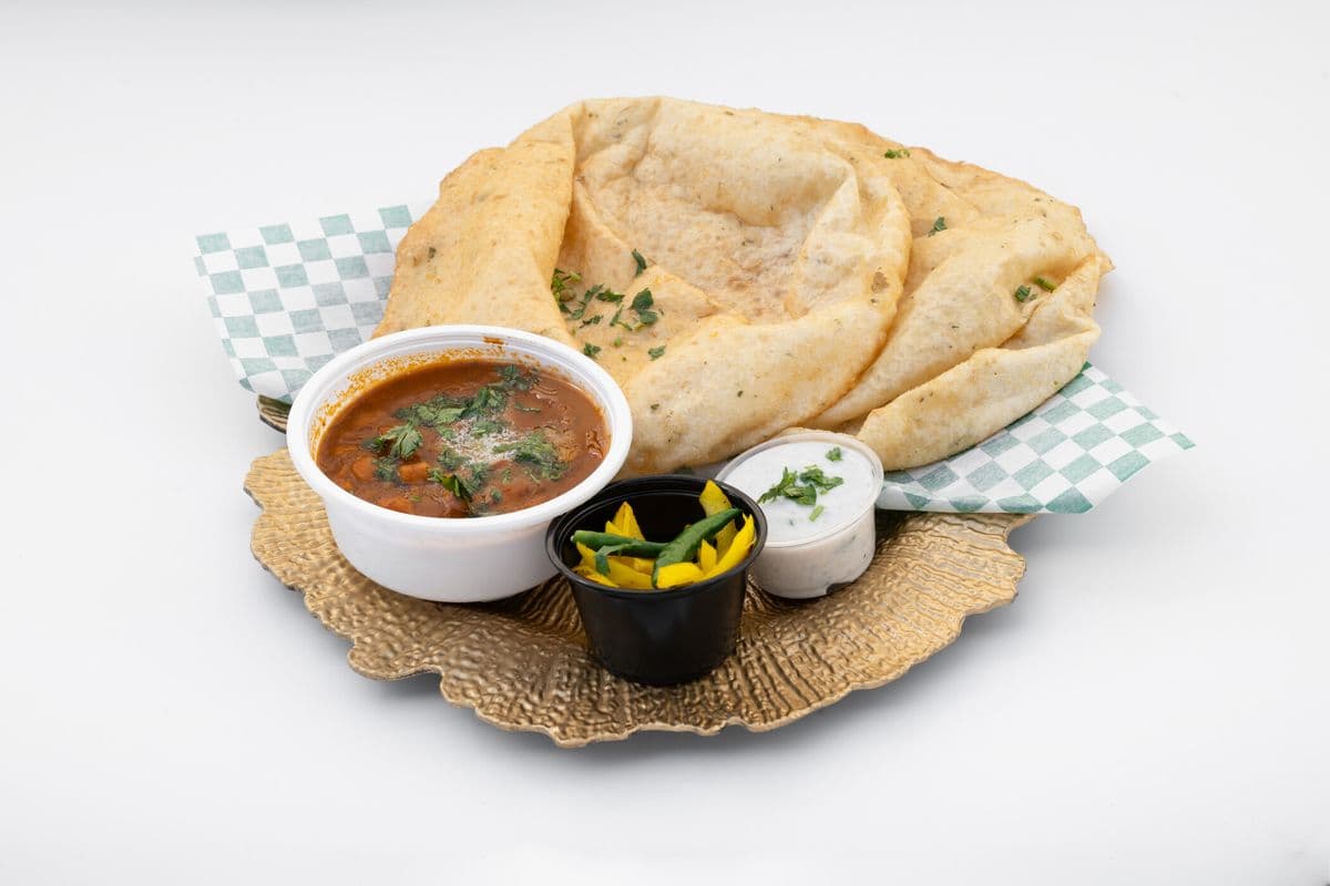 Chole Bhature (BUY 1 GET 1 FREE)