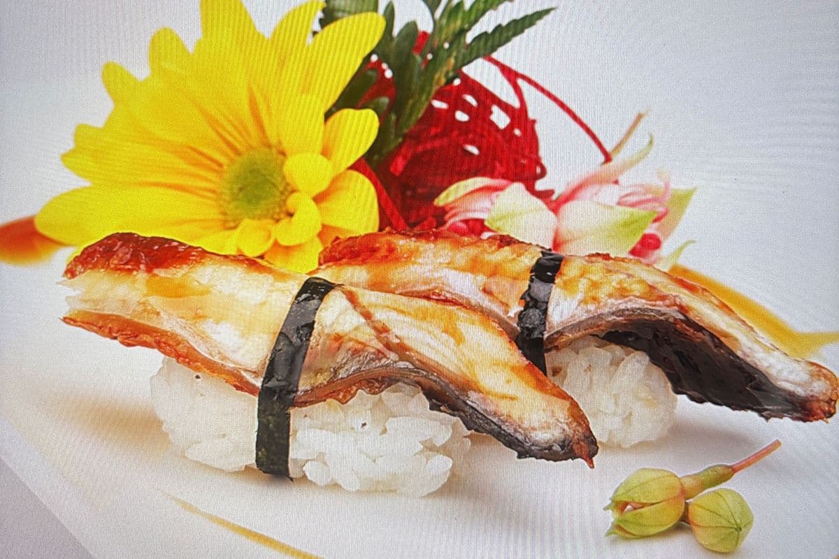 Barbeque Eel Sushi (2 pcs)