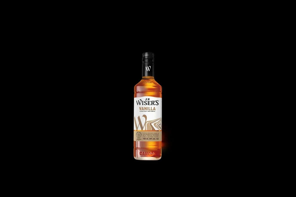 J.P. WISER'S VANILLA 750ML (1 x 750ml)