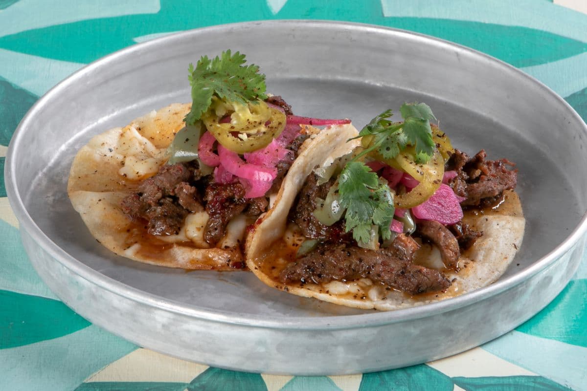 Tacos E'Steak Koreano et Nopal / E'Steak Koreano and Nopal Tacos