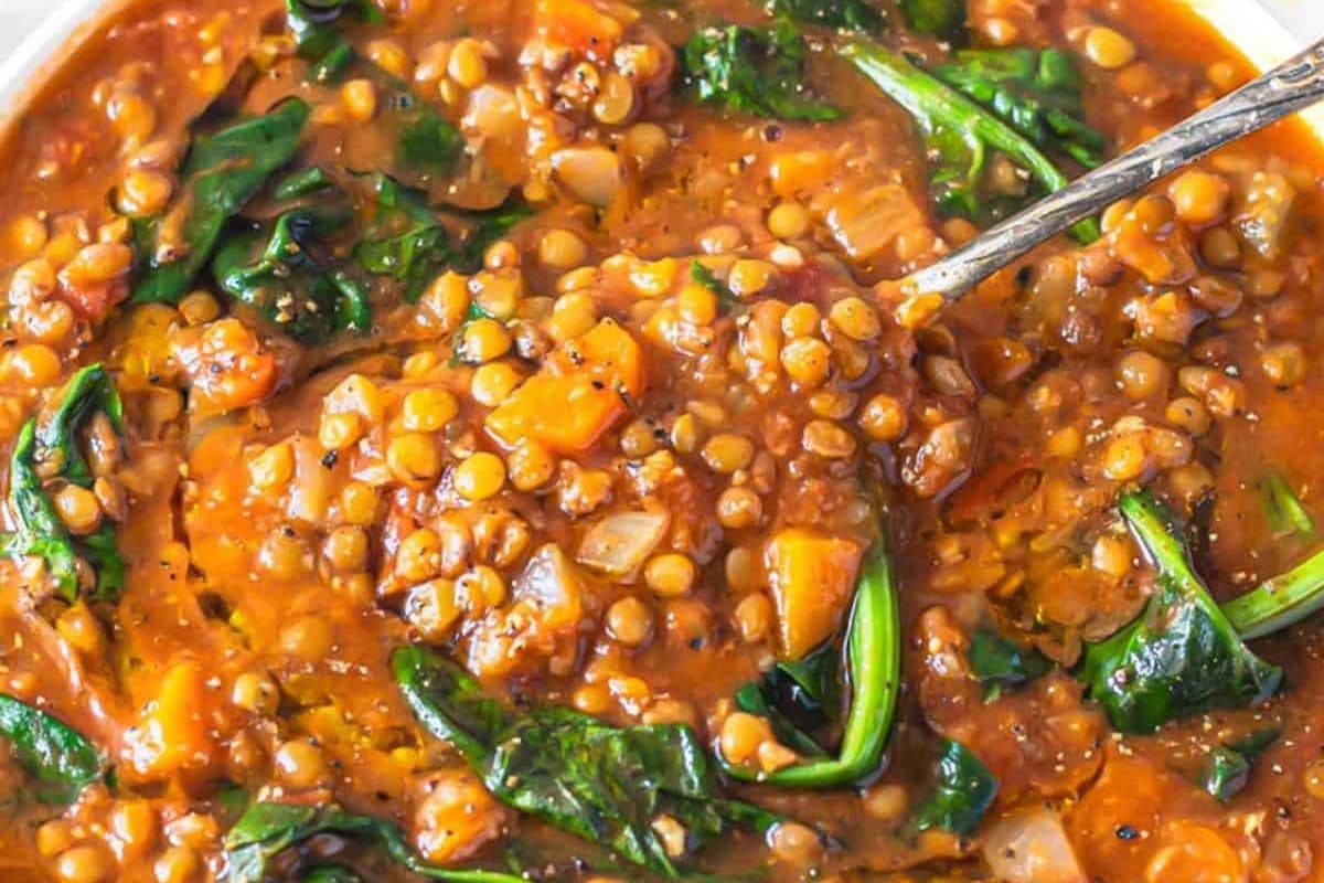 Organic Lentil Soup with Salted Crackers (Vegan)