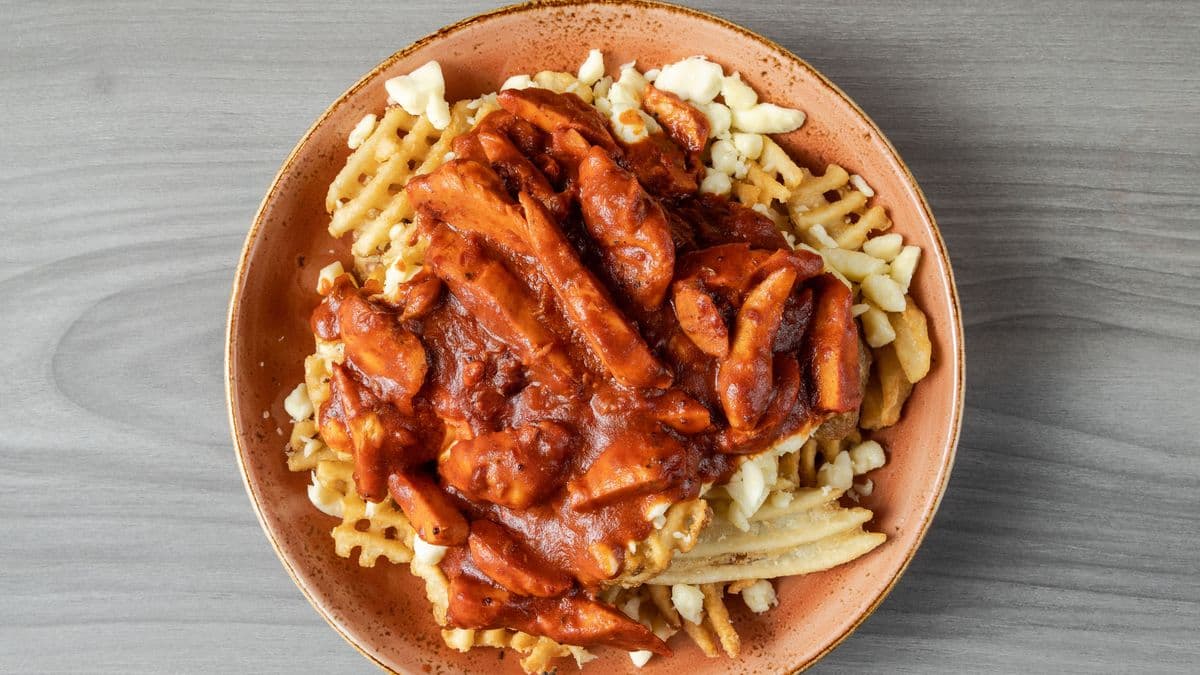 Butter Chicken Poutine 