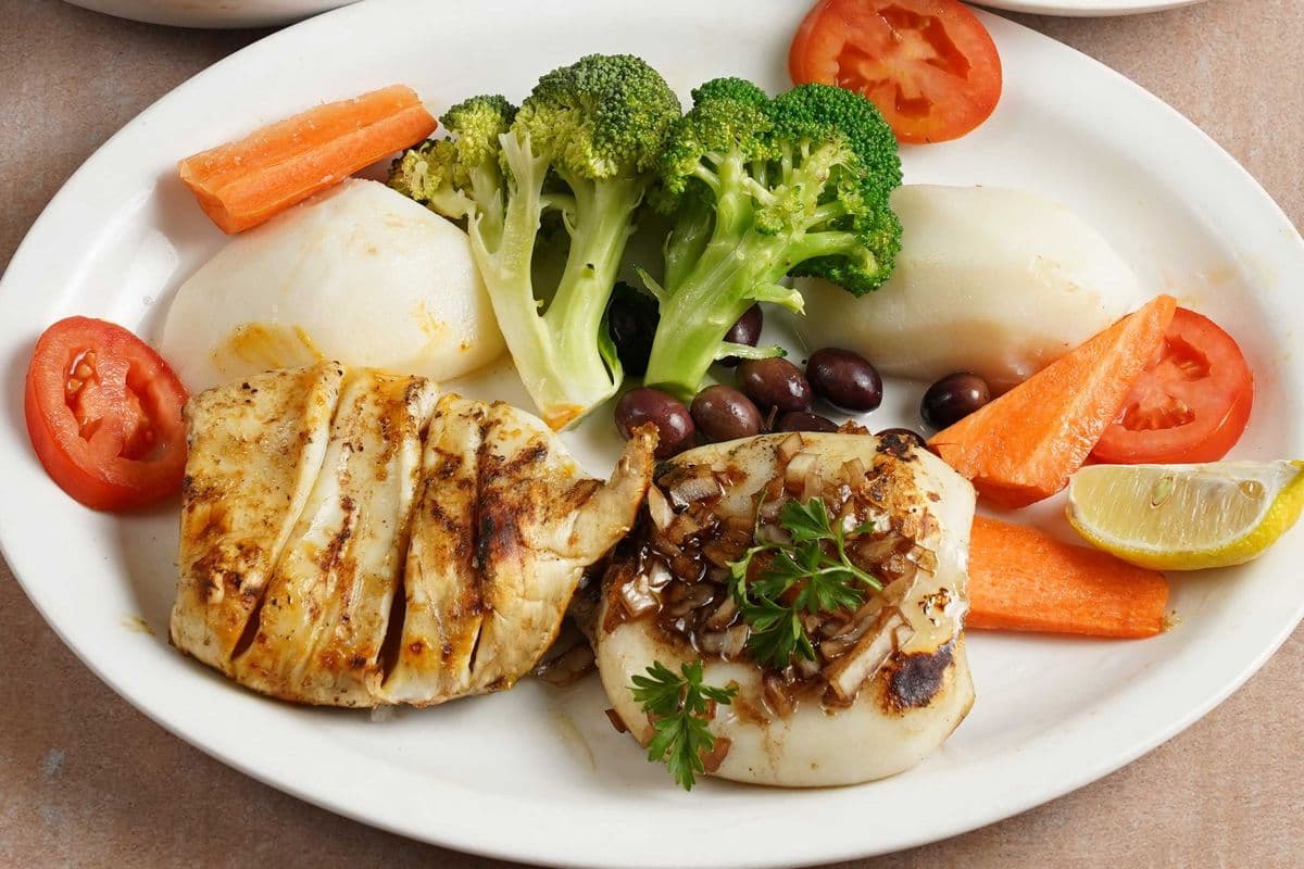 Plat de Calmars Grillé / Grilled Squids