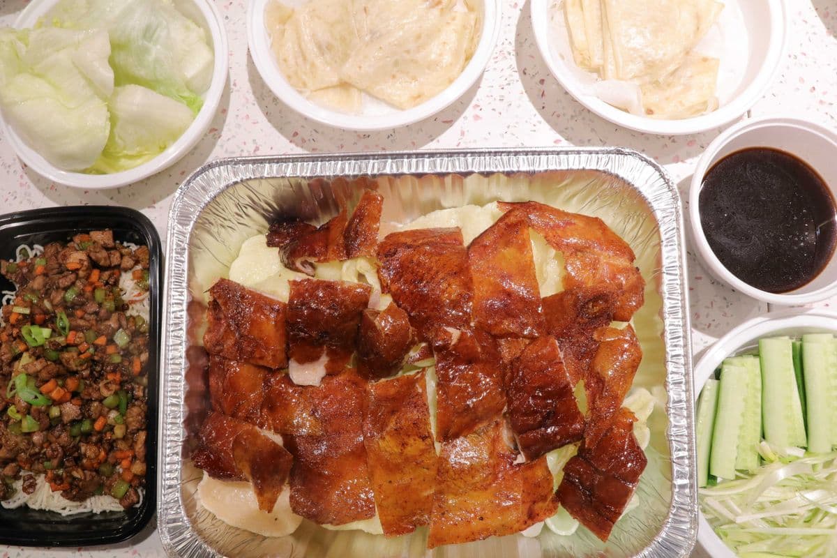 4. Peking Duck (Large - 2 Course) 北京烤鸭（大 - 2道菜）