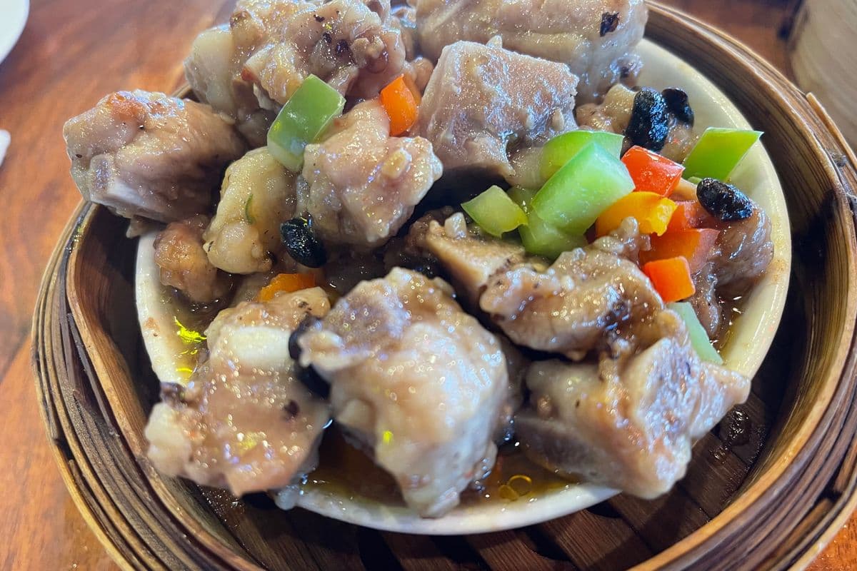 A16 Speareribs with Black Bean Sauce 豉汁南瓜蒸排骨