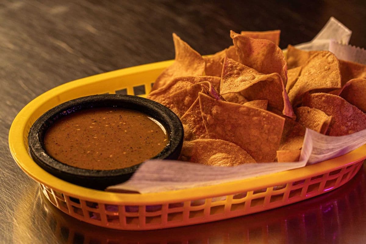 Totopos Y Salsa (Chips Salsa)