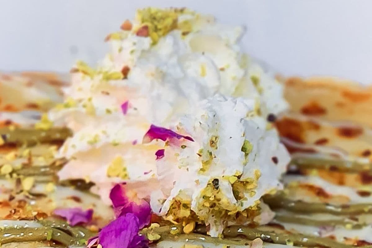 Pistachio and White Chocolate Crepe