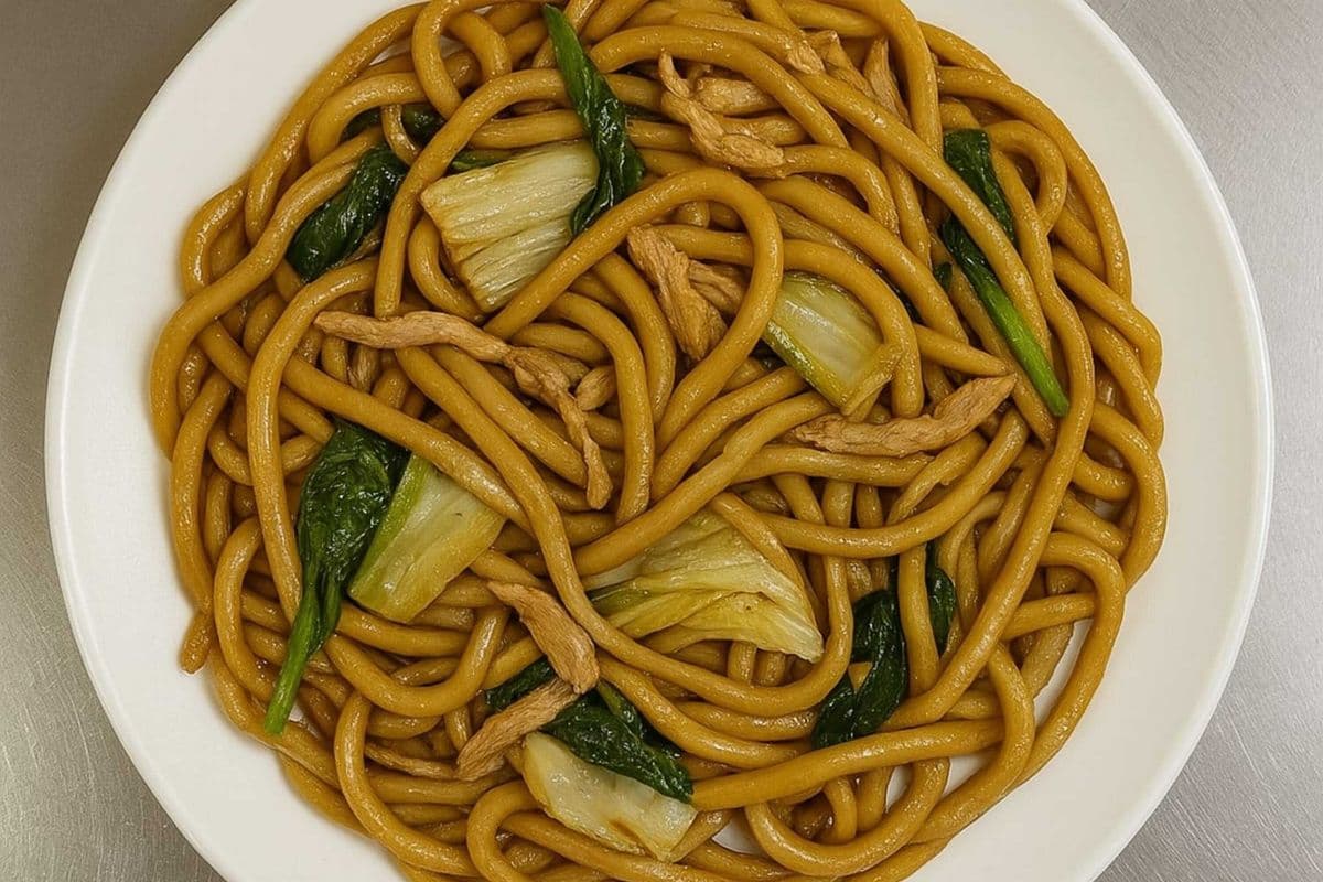 F11. Shanghai Style Chow Mein - 上海粗炒麵