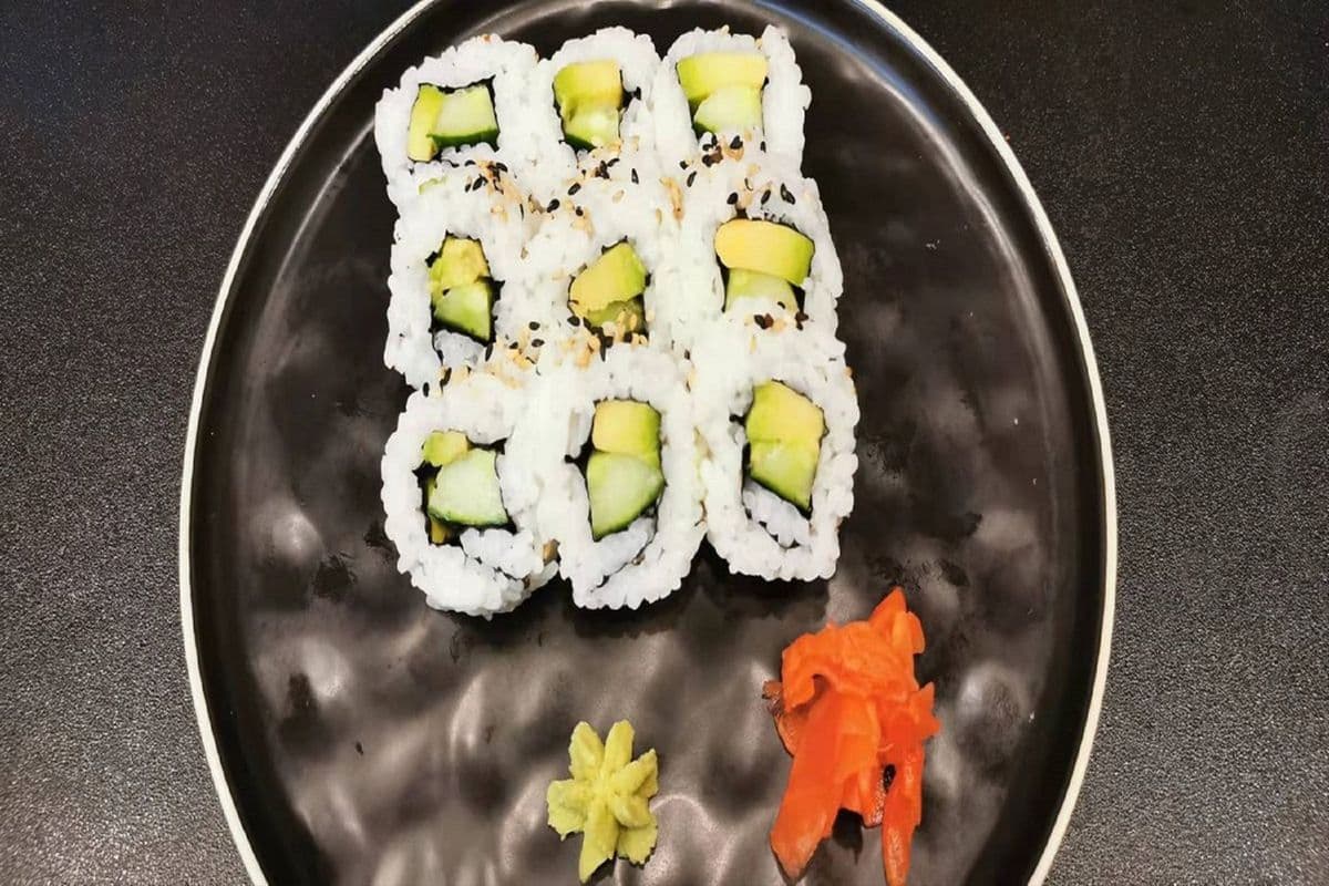 Avocado Cucumber Roll