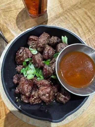STEAK BITES