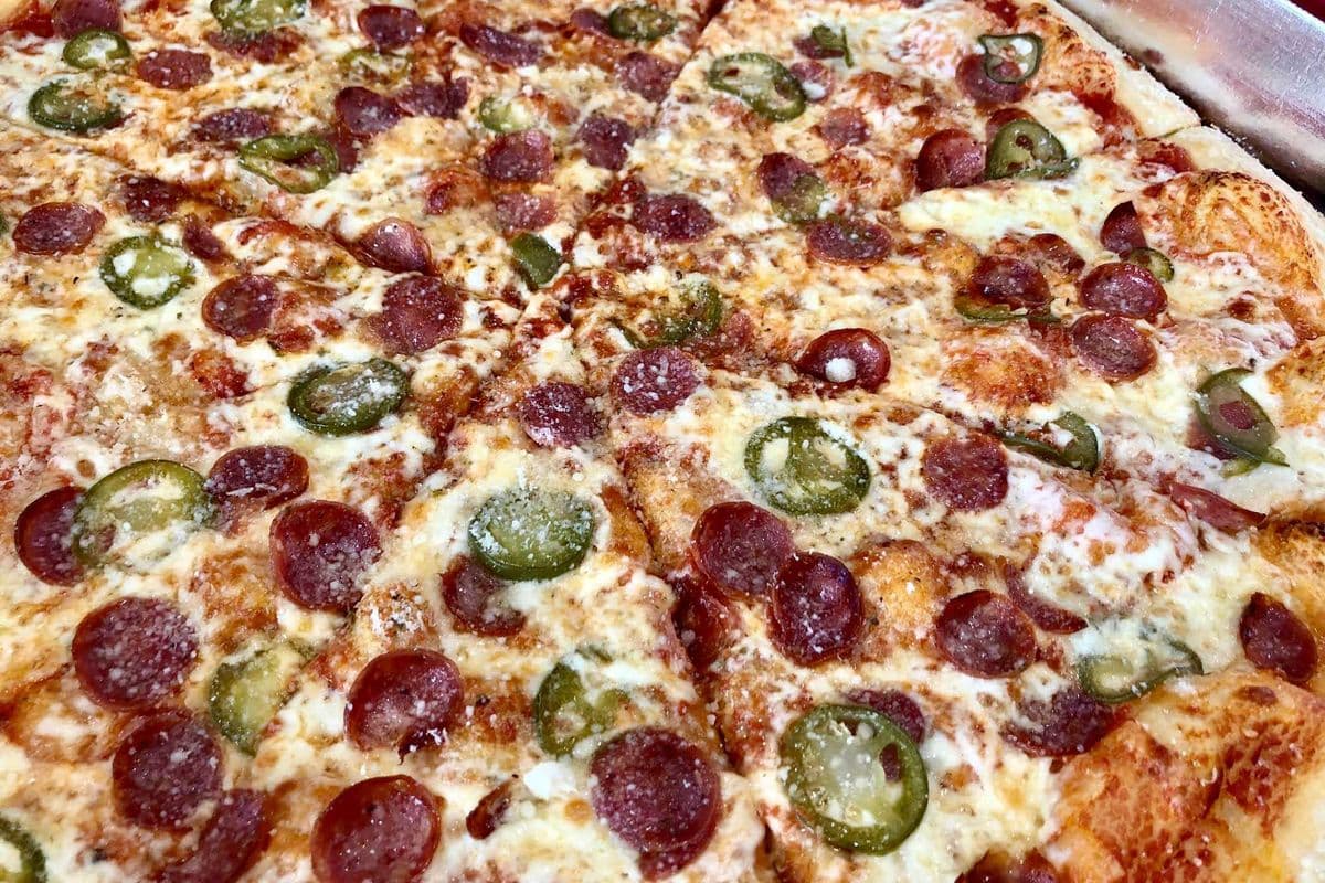 18" Hot N' Honey Pizza