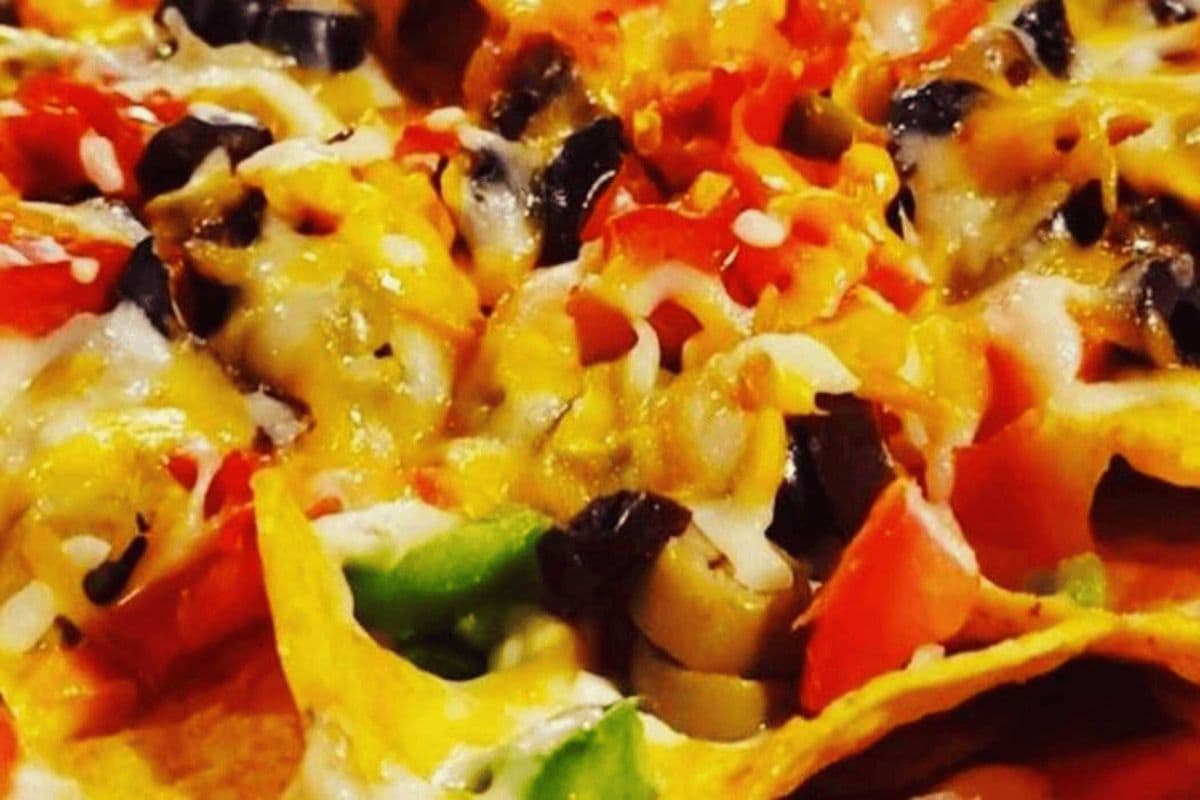 Freeman's Famous Nachos (Large)