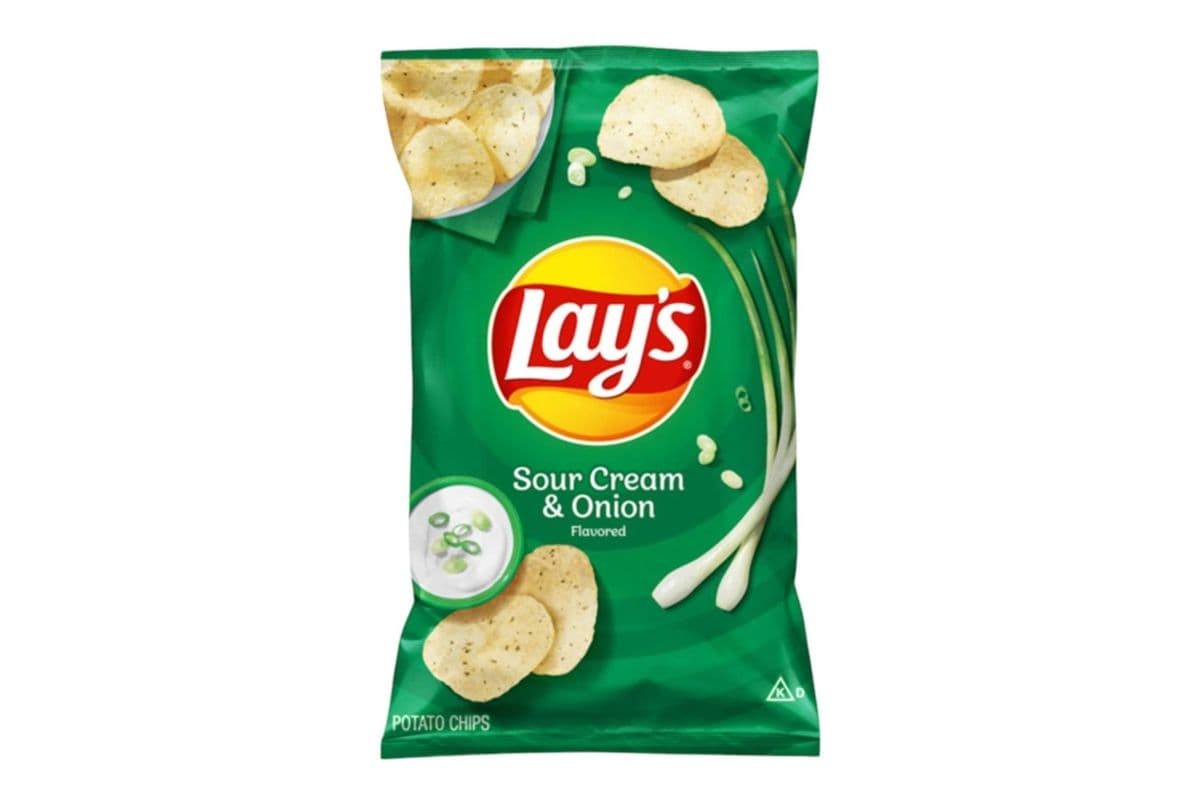 Lays Sour Cream And Onion (220g) (270 Cal)