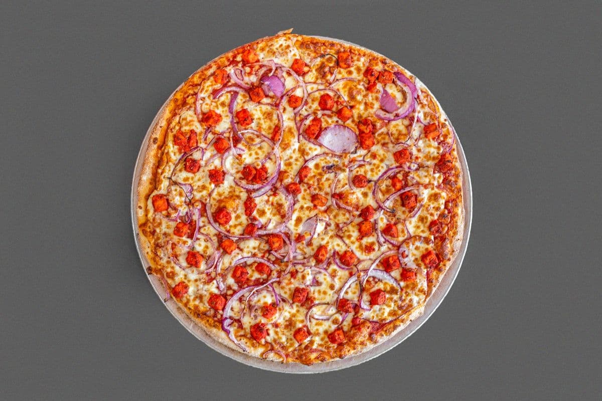 X-Large Tandoori Chicken Specialty Pizza
