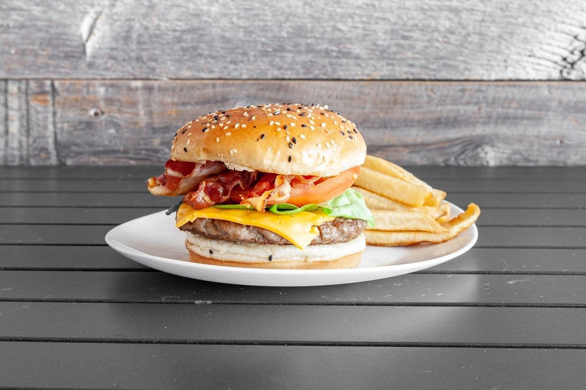 Bacon and Cheese Burger and Fries (6oz)