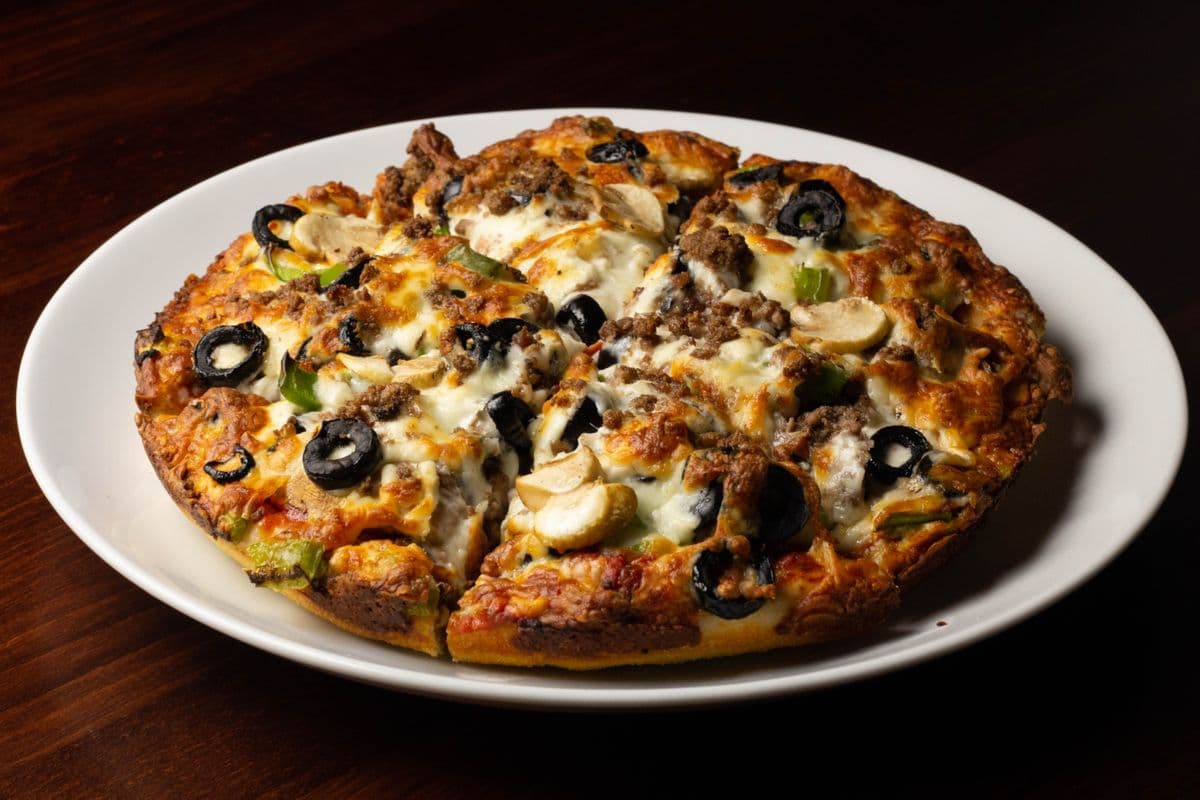 10" Medium Beckham's Classic Pizza